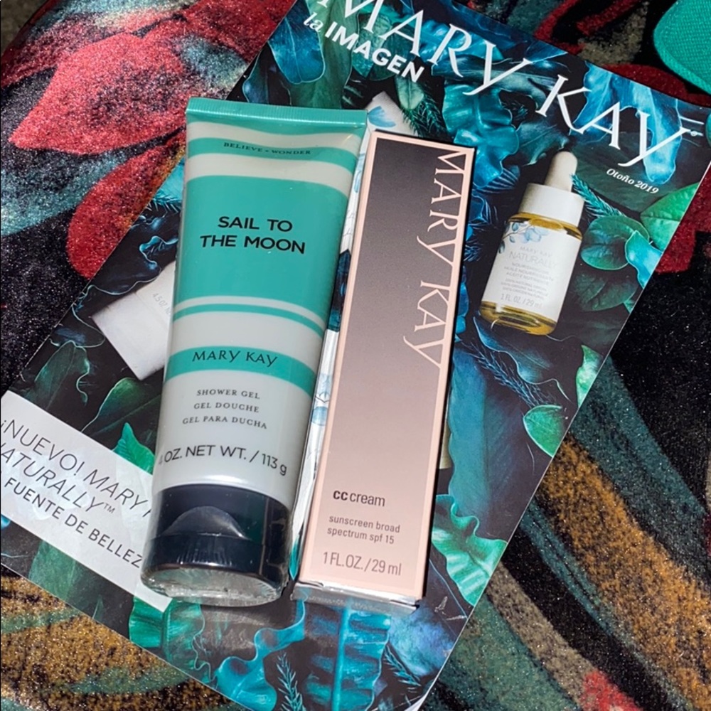 Shower gel and cc cream